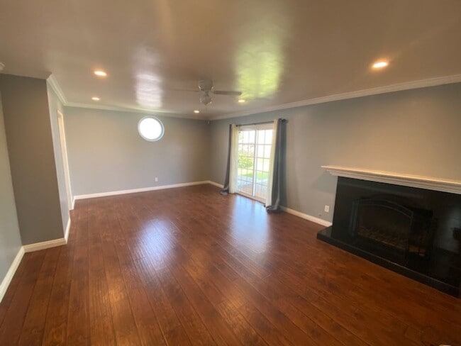 Building Photo - 3 Bedroom Single Family Home in Whittier