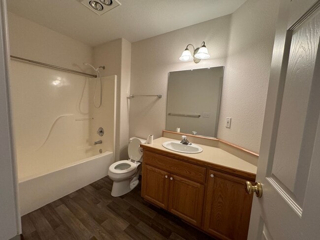 Building Photo - 3 bedroom 2 bath home in Sutherlin