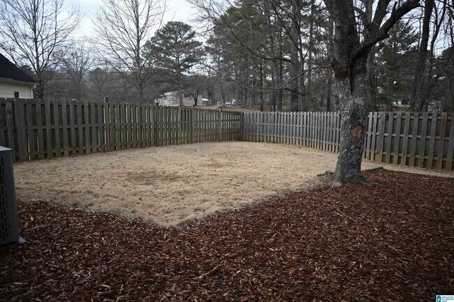 Building Photo - 2017 Kelly Creek Ct