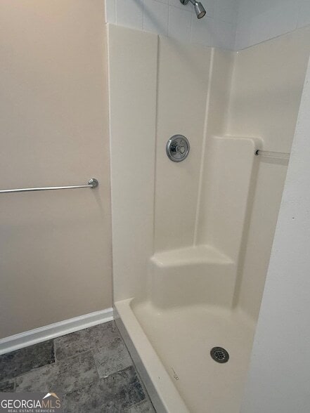 Building Photo - 10111 Settlers Grove Rd NE