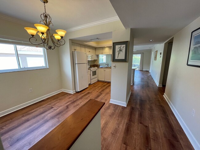 Building Photo - ANNUAL RENTAL - 3 BED / 2 BATH WITH CARPOR...