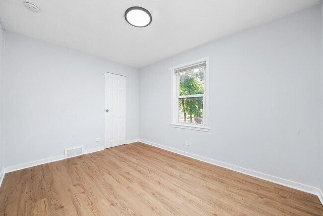 Building Photo - 420 Prospect Blvd