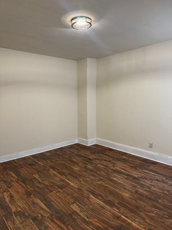 Building Photo - 306 W Lincoln Hwy