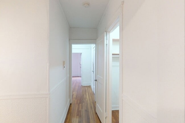 Floorplan - 5339-5345 S. Woodlawn Avenue