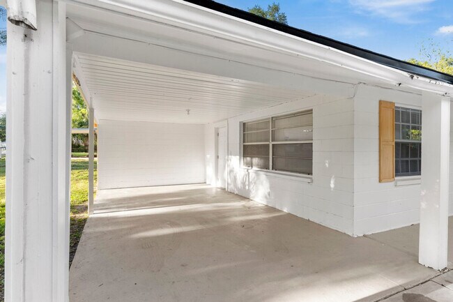Building Photo - 6507 N 30th St