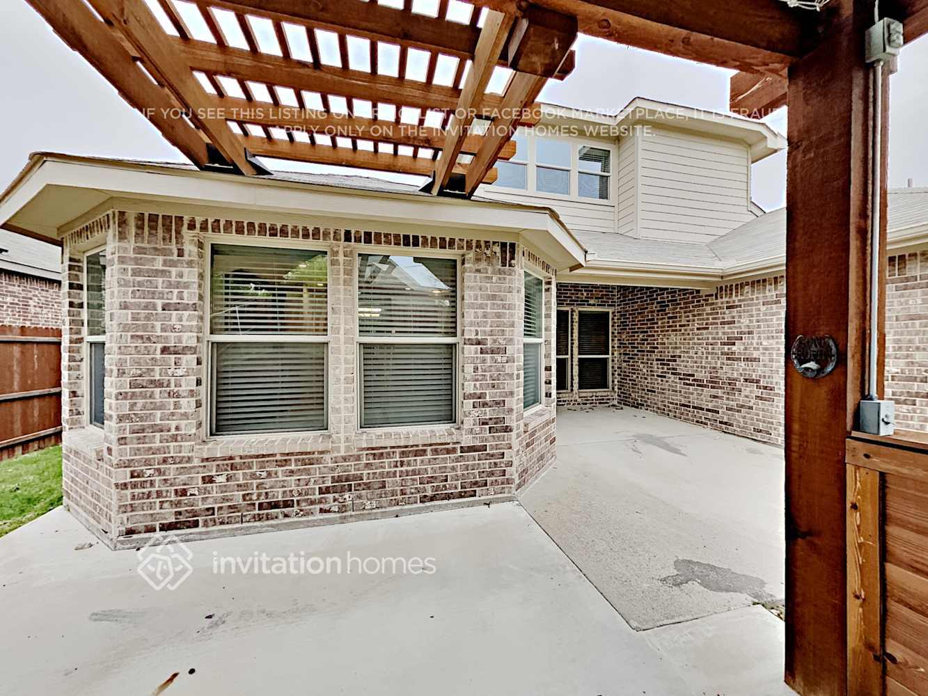 Building Photo - 1628 Signature Dr