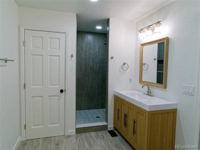 Building Photo - 5927 S Yates Ct
