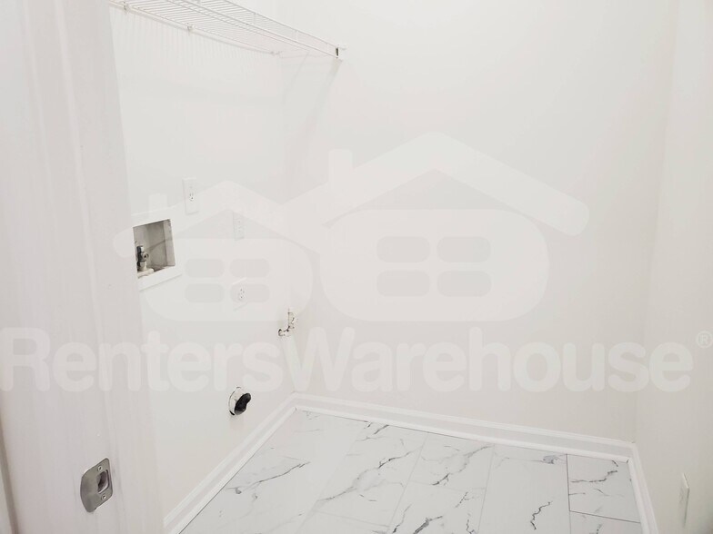 Building Photo - 6555 Brandemere Way SW