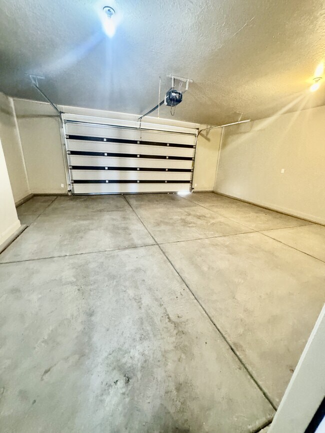 Building Photo - 2388 S 3330 W