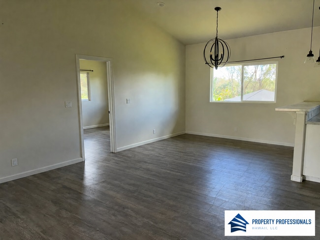 Building Photo - Gorgeous Home in Mt. View
