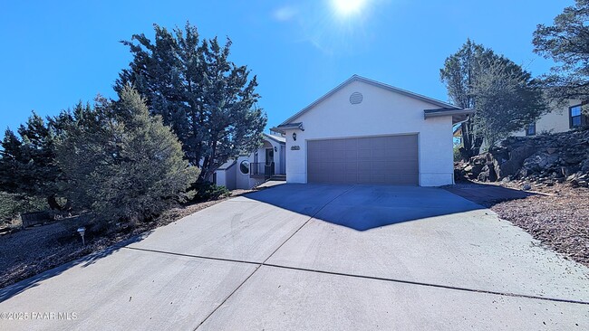 Building Photo - 4911 Hornet Dr