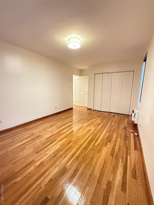 Building Photo - 137-05 Franklin Ave