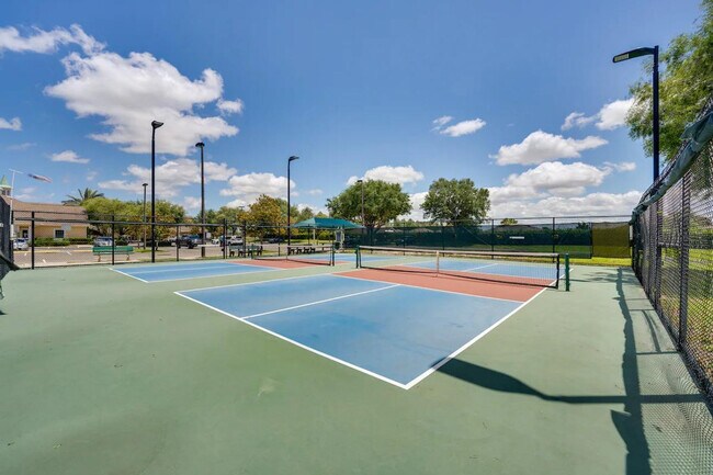 Building Photo - 15870 SW 16th Avenue Rd