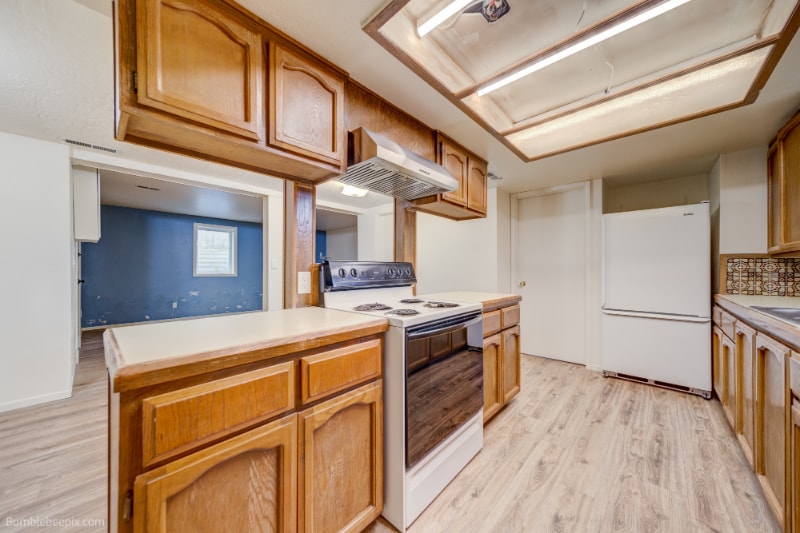 Building Photo - 101 E Miller Ave