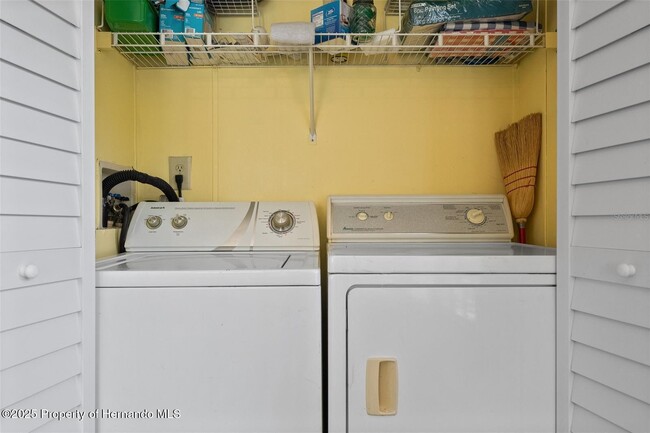 Building Photo - 6901 Richard Dr