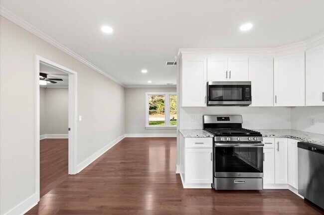 Building Photo - 4149 Allegiance Ave SW