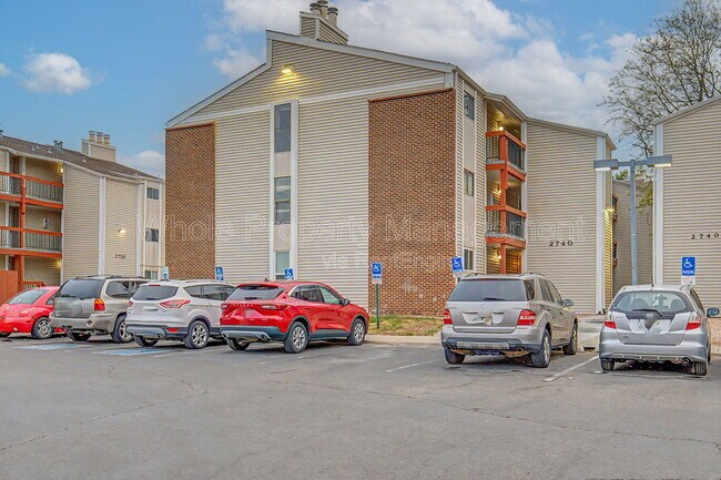 Building Photo - 2740 W 86th Ave