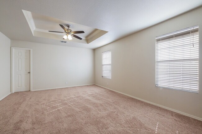 Building Photo - ***APPLICATION CURRENTLY UNDER REVIEW***MO...