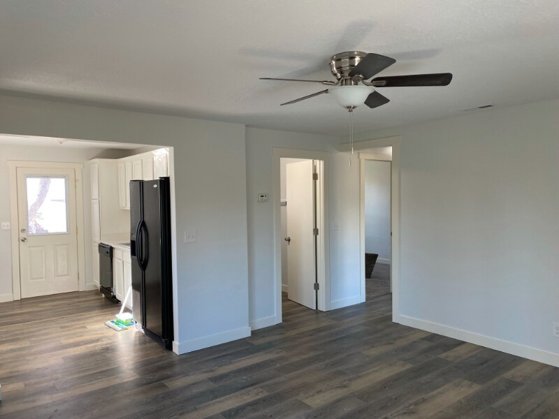 Building Photo - 5239 S 2700 W