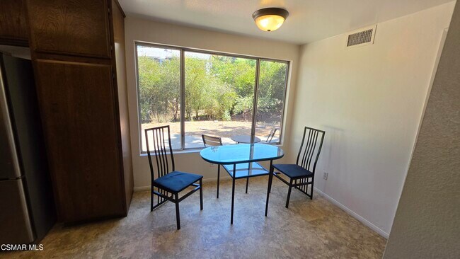 Building Photo - 505 Citation Way
