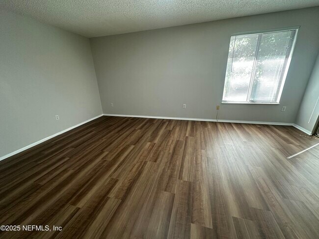 Building Photo - 7042 Prestwick Cir S