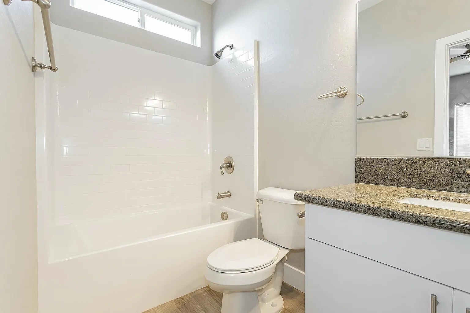 Building Photo - 1681 S Dandelion St