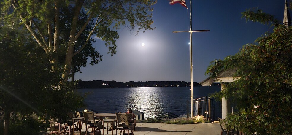 Building Photo - 4371 Wilshire Blvd