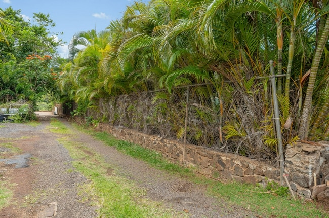 Building Photo - 70 Hui Rd F