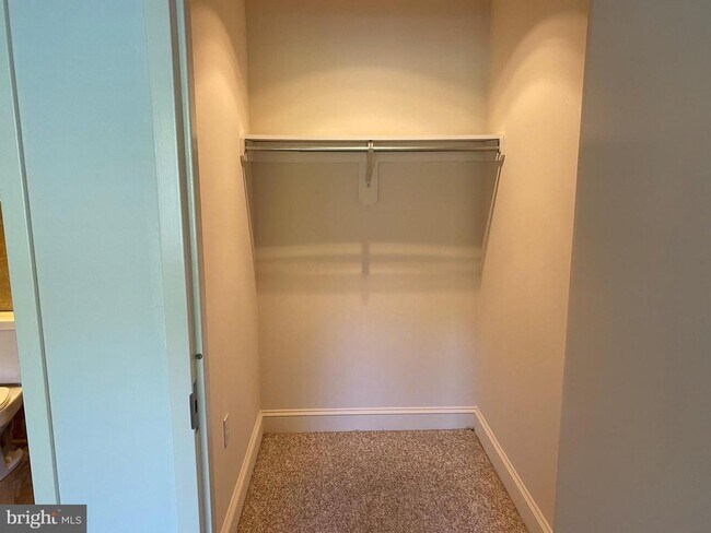 Building Photo - 3750 Main St