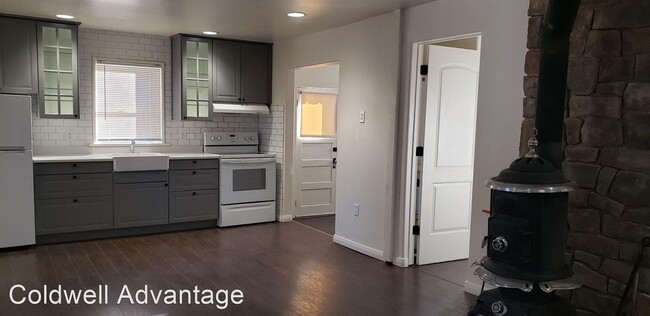 Building Photo - 1 br, 1 bath House - 57 N 200 W