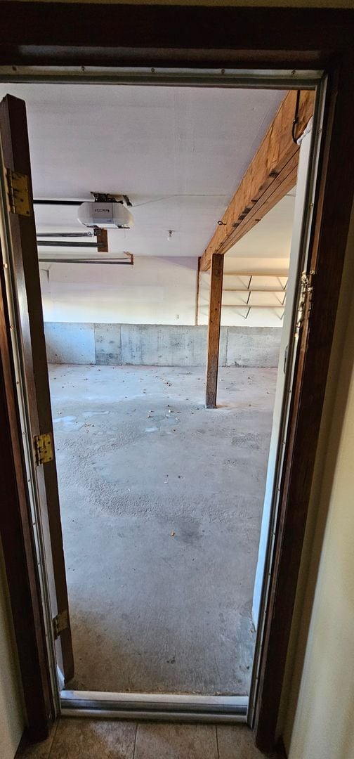 Building Photo - Newly Renovated 3Bed/2Bath Home Now Availa...