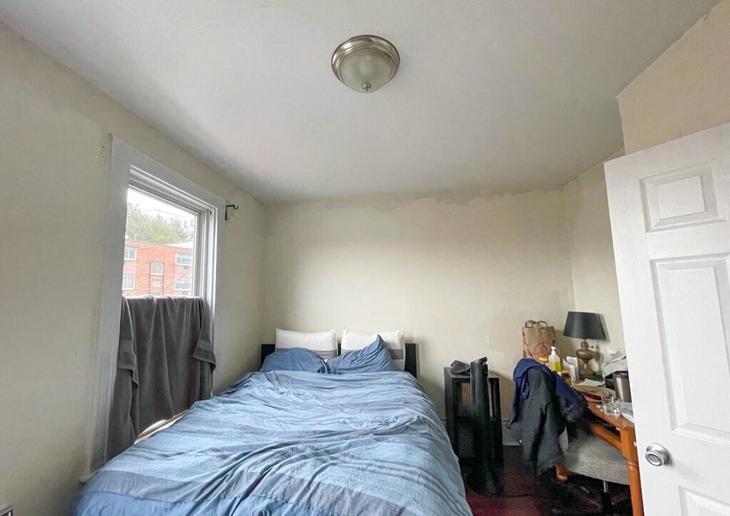 Building Photo - 41 Parker Hill Ave