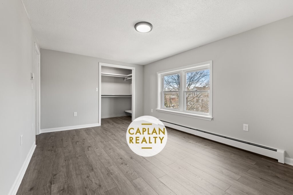 Building Photo - 631 Whalley Ave
