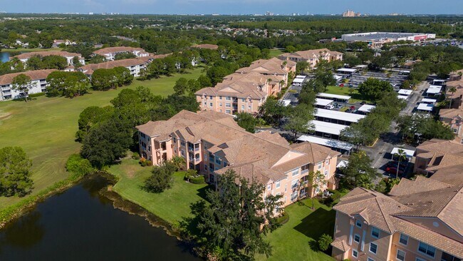Building Photo - Welcome to this beautifully laid-out 2-bed...