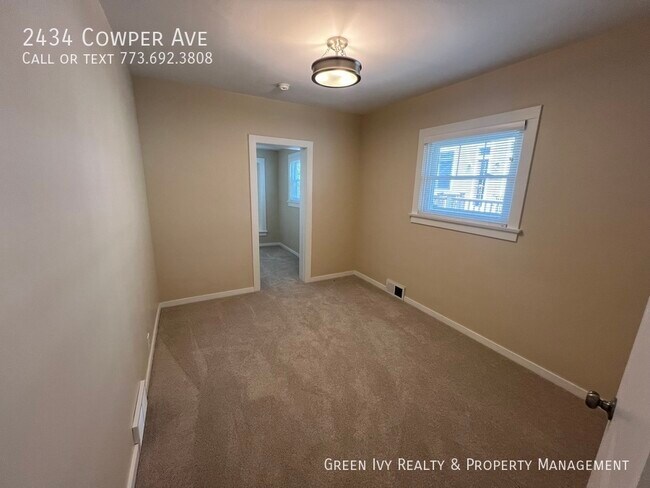 Building Photo - 2434 Cowper Ave