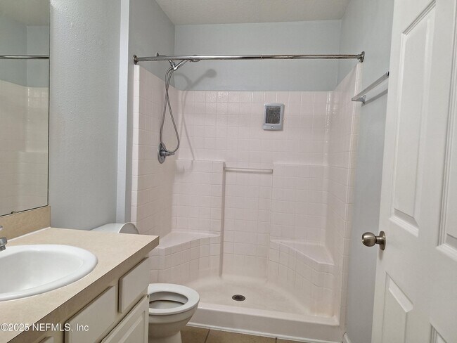 Building Photo - 8192 Cabin Lake Cir