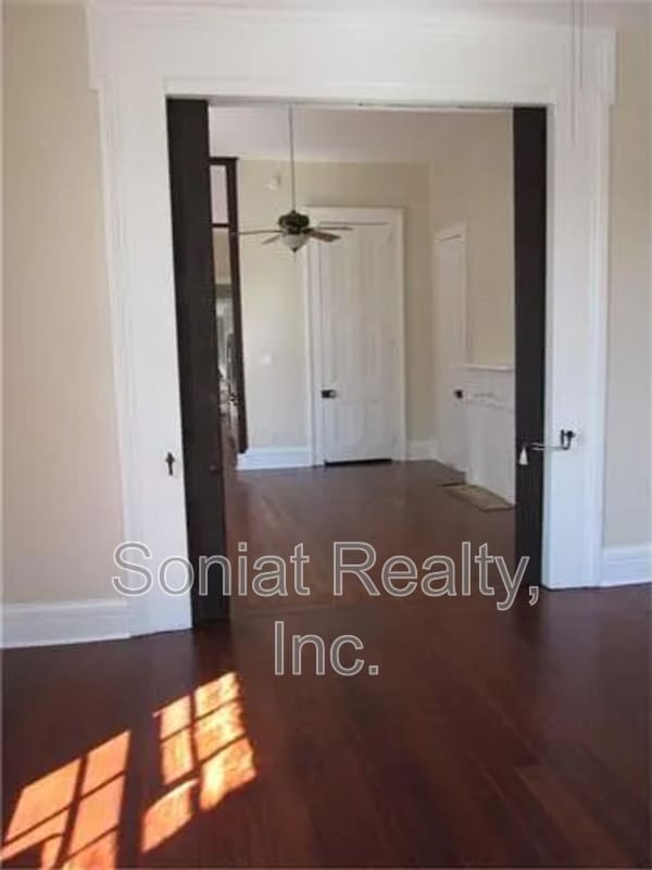 Building Photo - 2501 Burgundy St