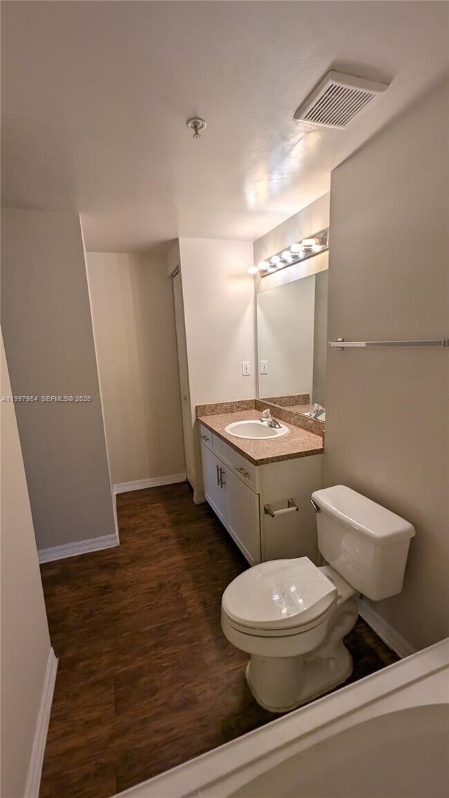 Building Photo - 151 SW 117th Ave