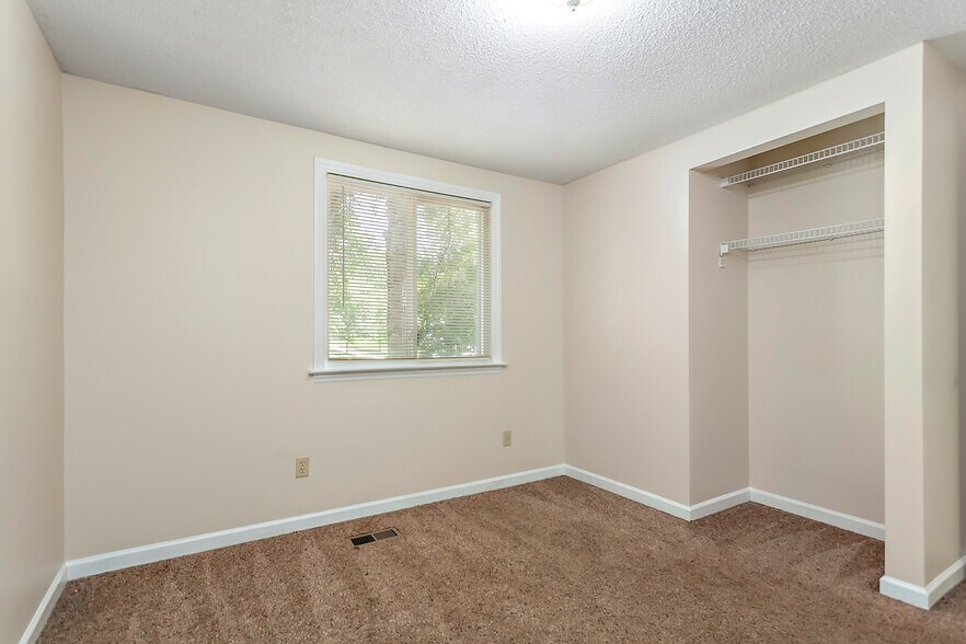 Building Photo - 1204 Ogden Pl