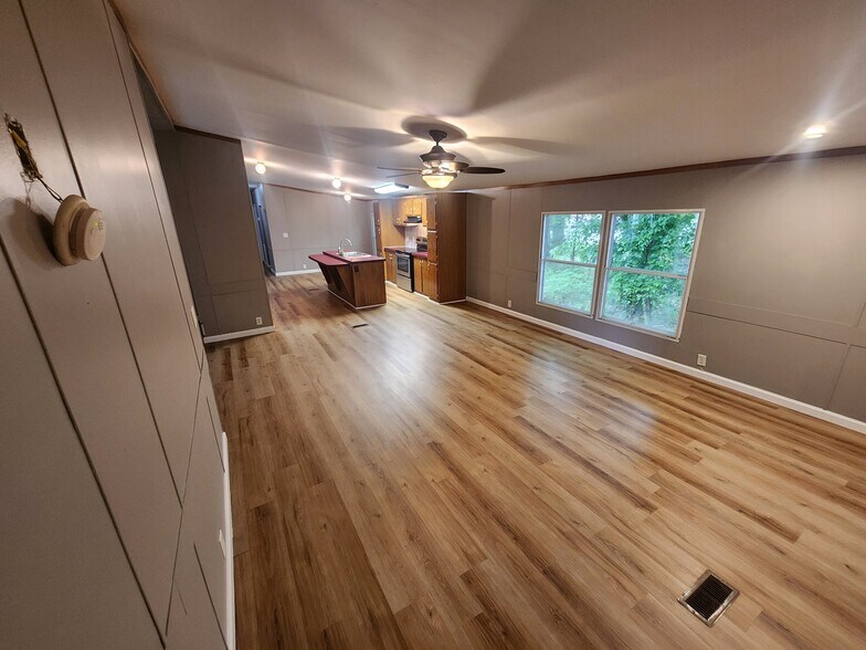 Building Photo - 30 Fulton Springs Ln