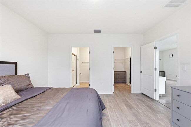 Building Photo - 2839 Maiden Grass Isle