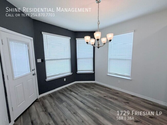 Building Photo - 1729 Friesian Lp