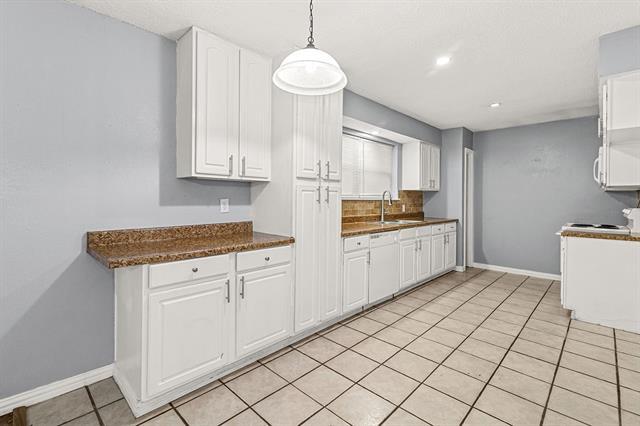 Building Photo - 524 Patterson Dr