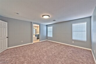 Building Photo - 5555 W Sun Temple Ave