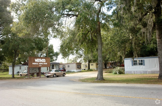Primary Photo - 600 SW 38th Ave