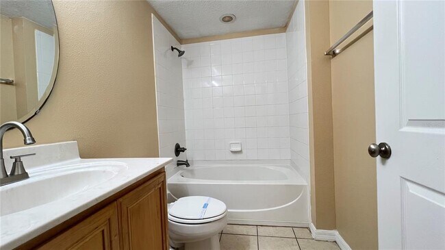 Building Photo - 1097 Sailing Bay Dr