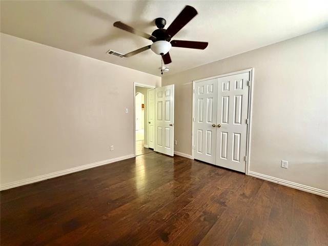 Building Photo - 5408 Dove Dr
