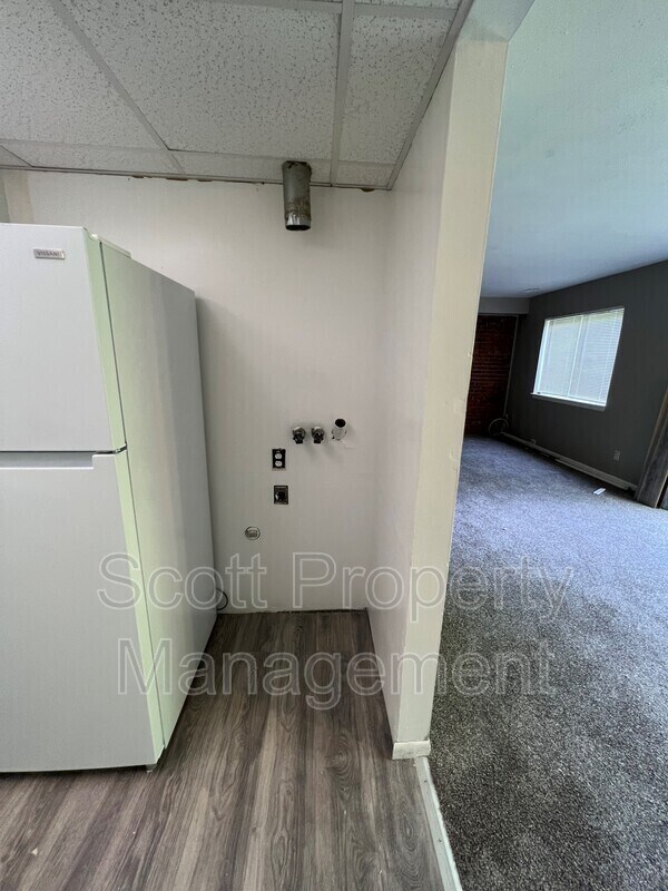Building Photo - 800 Windstream Way