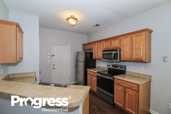 Building Photo - 9979 Misty Elm Dr