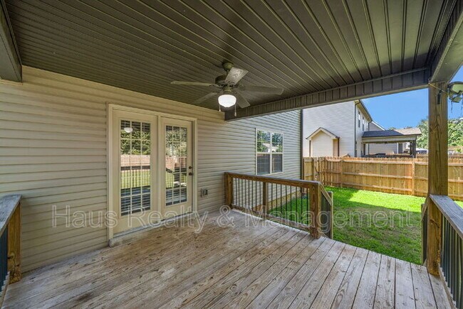 Building Photo - 433 Crestwicke Ct